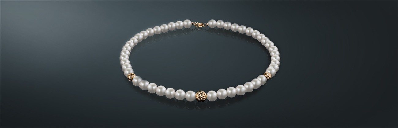 Ожерелье: белый пресноводный жемчуг, золото 585˚ (шар 2x8мм 1x10мм), государственное пробирное клеймо. б095-45зш3
